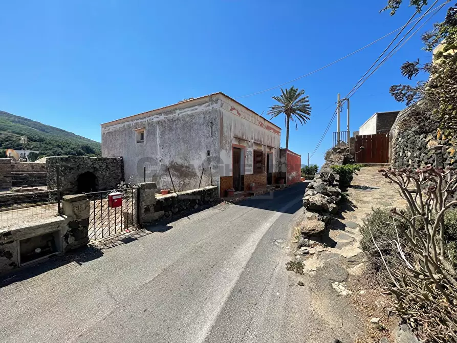 Immagine 3 di Rustico / casale in vendita  in Via Sibà a Pantelleria