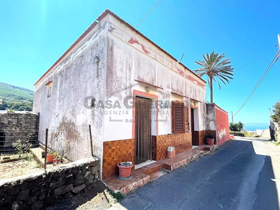 Immagine 4 di Rustico / casale in vendita  in Via Sibà a Pantelleria