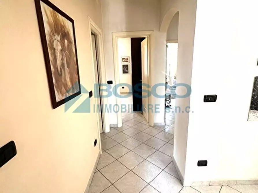 Immagine 10 di Pentalocale in vendita  in Viale Giovanni Amendola 7 a La Spezia