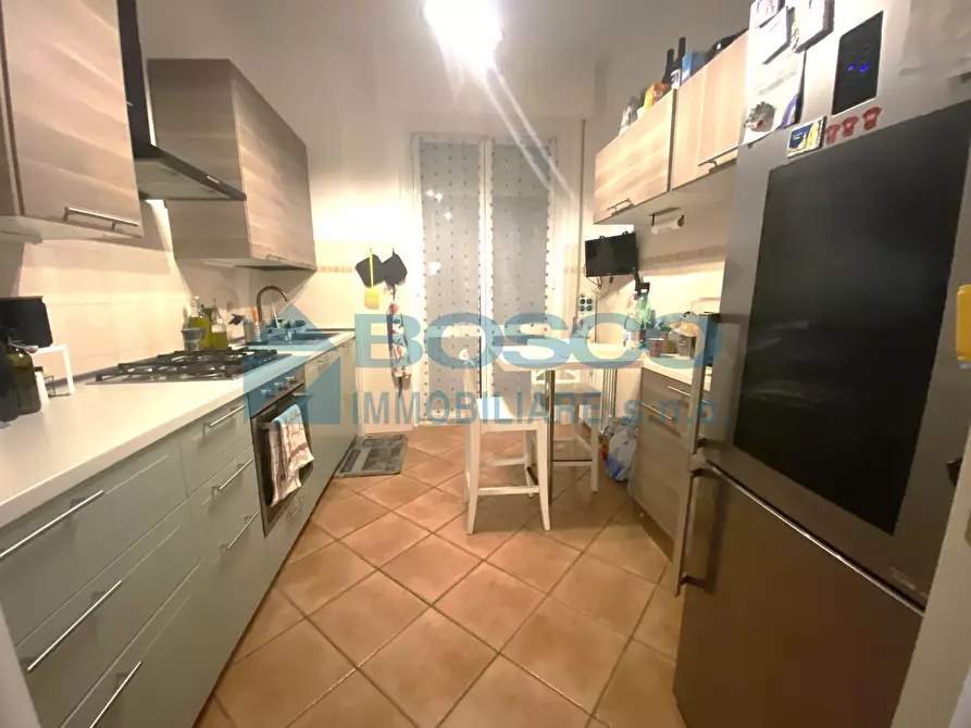 Immagine 8 di Pentalocale in vendita  in Via Emanuele Gianturco a La Spezia