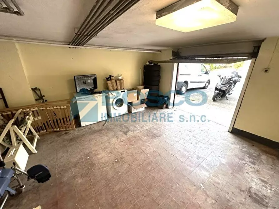Immagine 13 di Quadrilocale in vendita  in Via Brigate Partigiane a Follo
