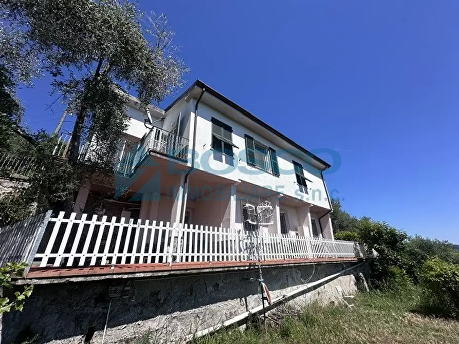 Immagine 2 di Casa bifamiliare in vendita  in Via XX Gennaio 1945 a La Spezia
