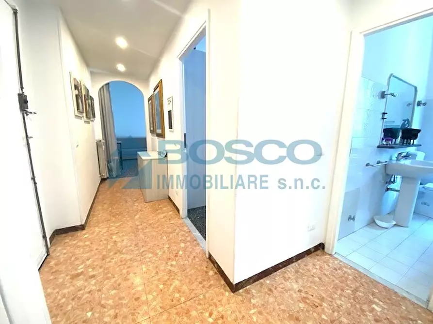 Immagine 4 di Trilocale in vendita  in Via V. Veneto 111 a La Spezia