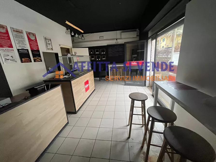 Immagine 24 di Locale commerciale in affitto  in Via Europa 46 a Siracusa