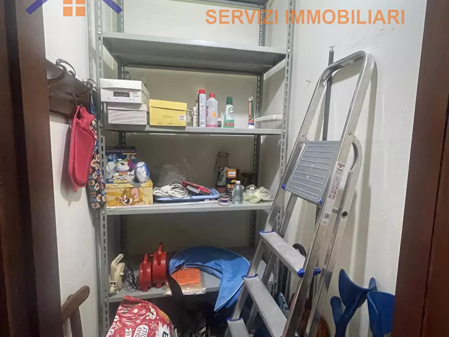 Immagine 10 di Quadrilocale in vendita  in Via Europa 26 a Siracusa