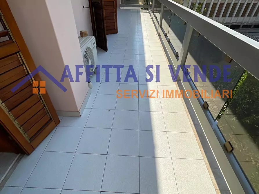 Immagine 6 di Pentalocale in affitto  in Via Alessandria 1 a Siracusa