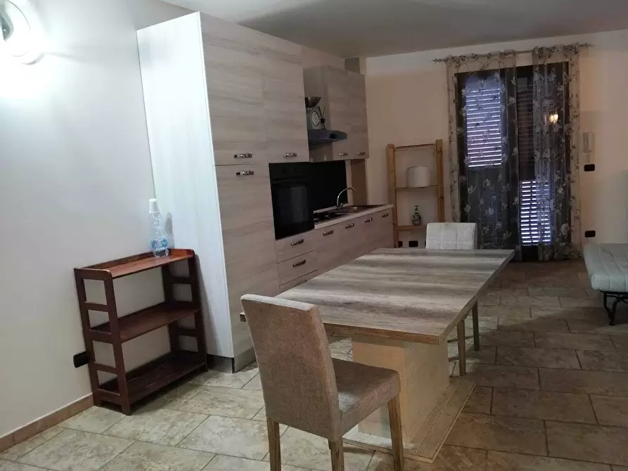 Immagine 5 di Trilocale in affitto  in Via Fonte a Melilli