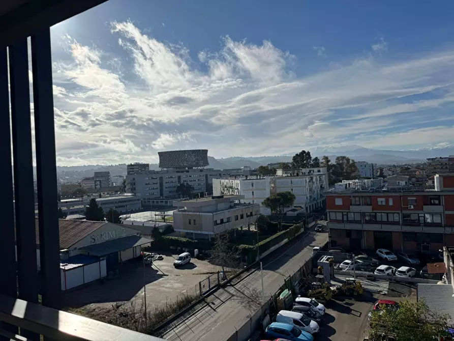 Immagine 1 di Bilocale in vendita  a Pescara