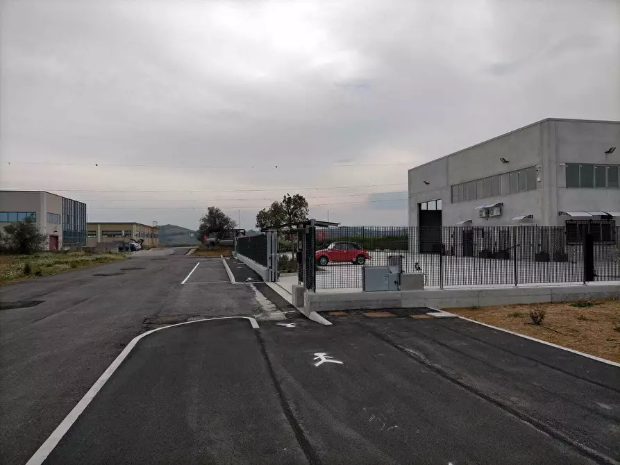 Immagine 16 di Attività artigianale in vendita  in città sant'angelo a Chieti