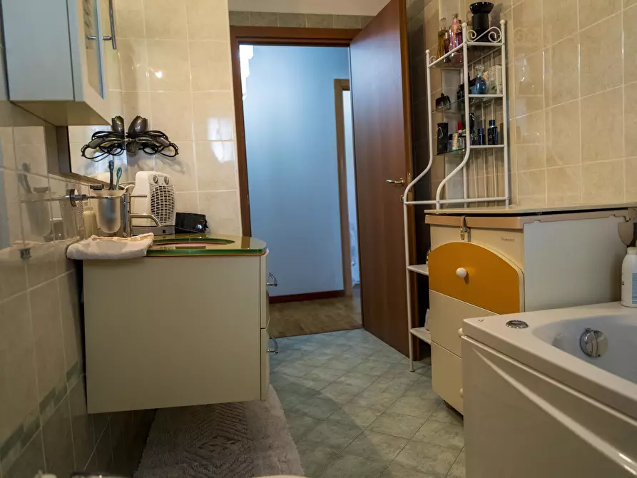 Immagine 21 di Trilocale in vendita  a Pescara