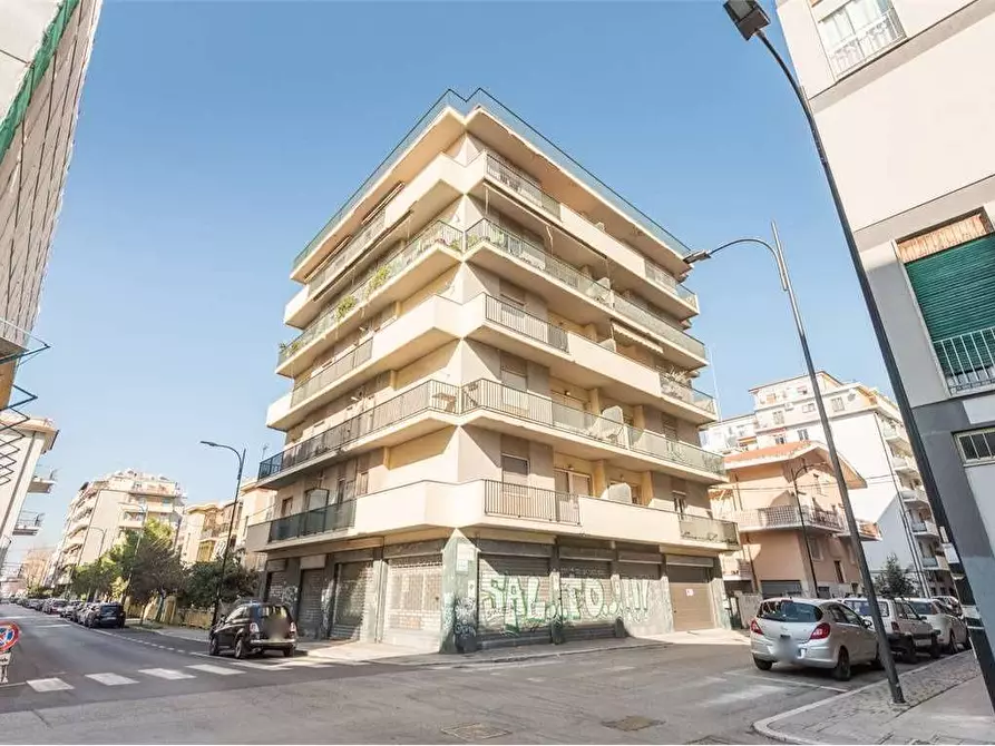 Immagine 1 di Quadrilocale in affitto  in Via Raffaello Sanzio a Pescara