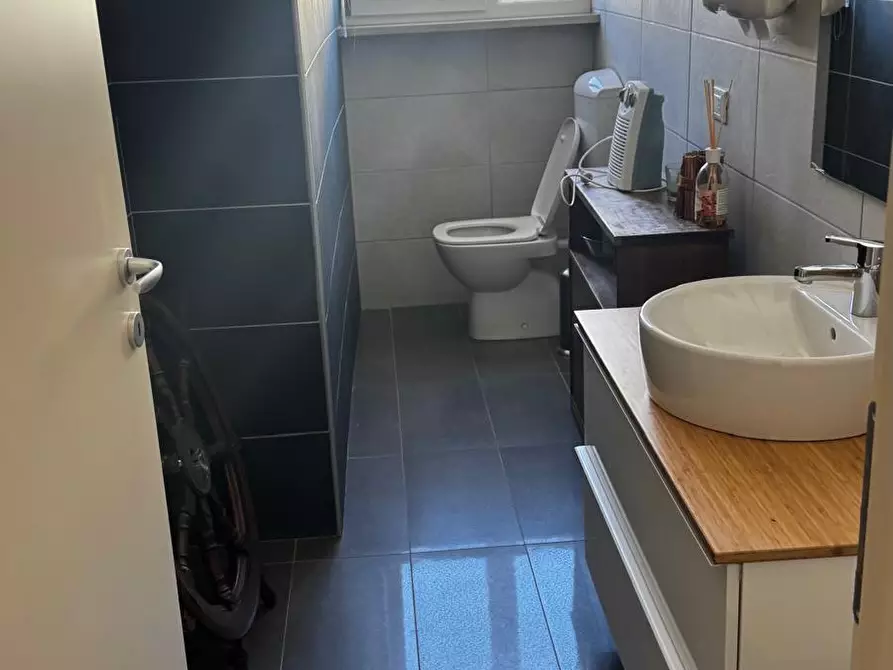 Immagine 7 di Laboratorio in vendita  in via pietro nenni a Pescara