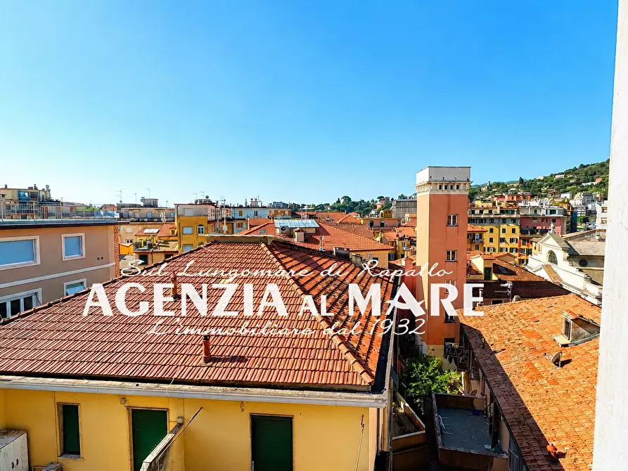 Immagine 1 di Bilocale in vendita  in Vico della Pista 36 a Rapallo