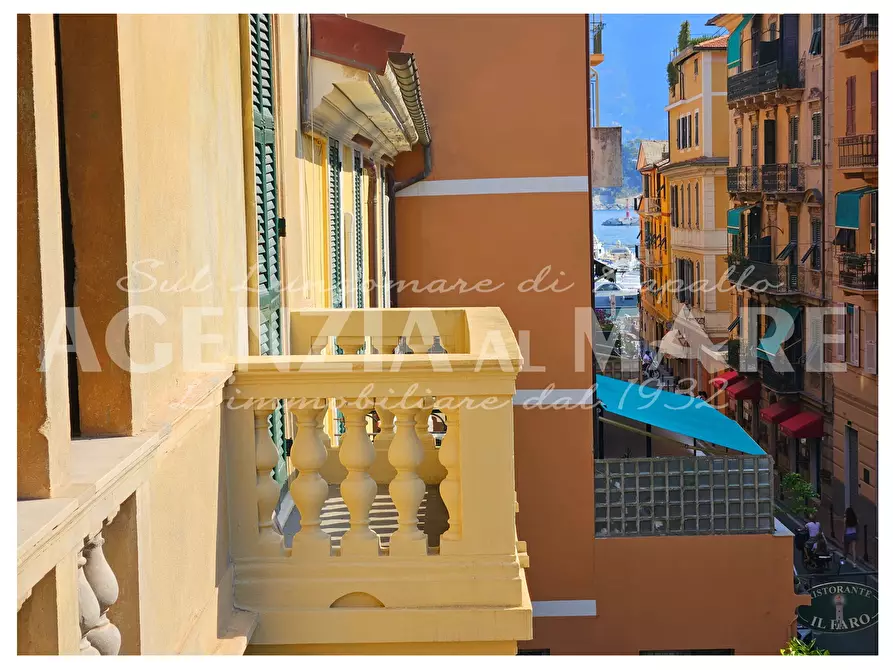 Immagine 2 di Attico in vendita  a Santa Margherita Ligure