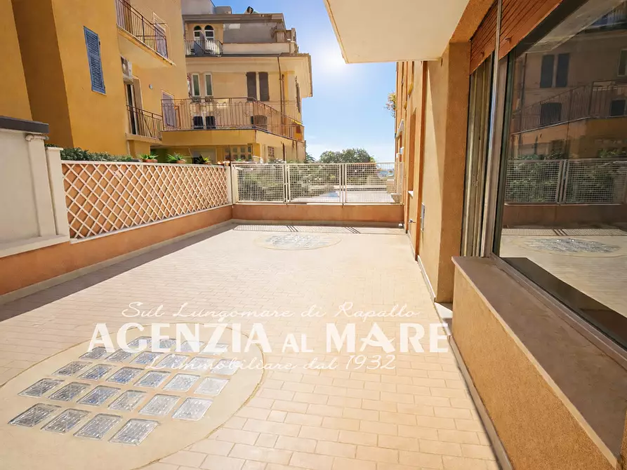 Immagine 1 di Bilocale in vendita  a Rapallo
