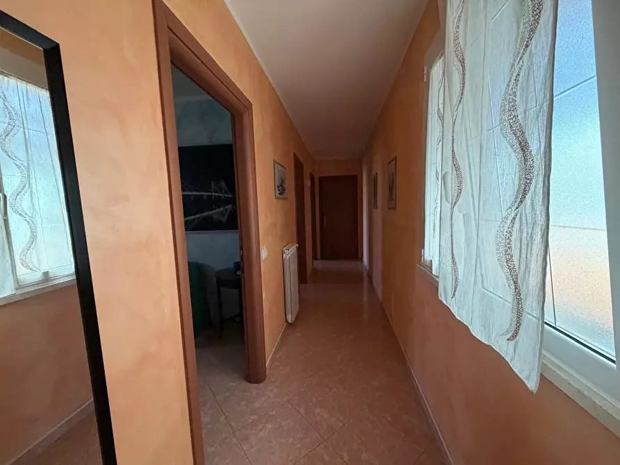 Immagine 15 di Villa in vendita  a Castelnuovo Di Porto