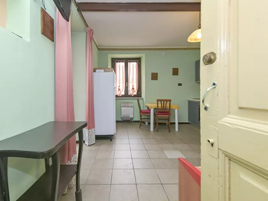Immagine 4 di Monolocale in vendita  in Via Roma 3 a Viù