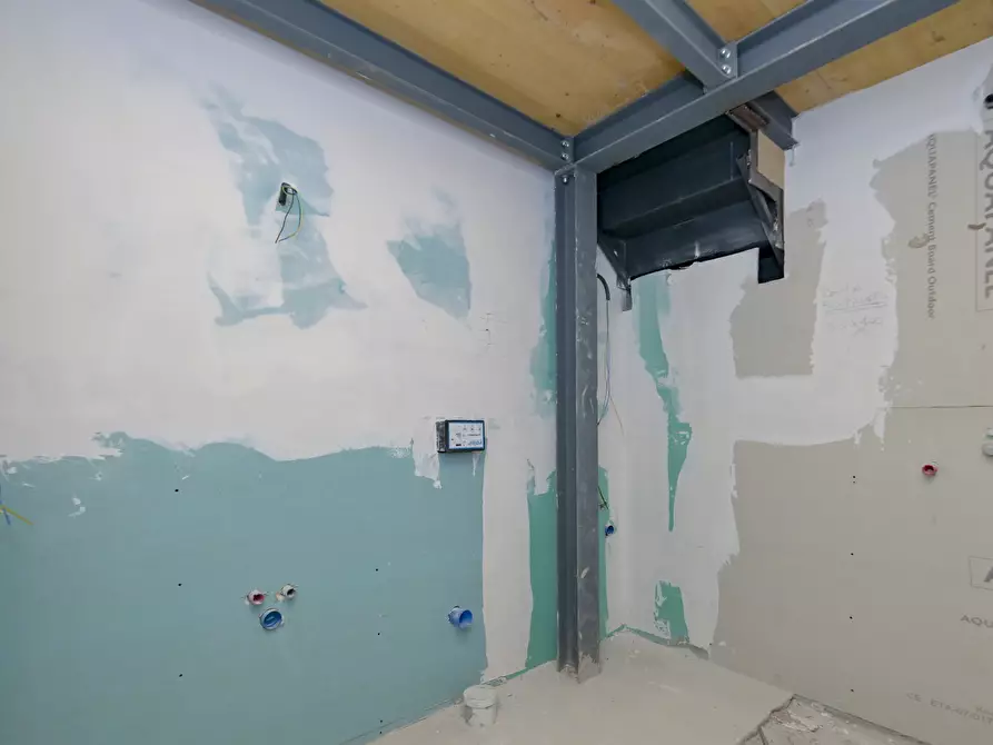 Immagine 18 di Loft/Open space in vendita  in Via Ugo Foscolo 6 a Torino