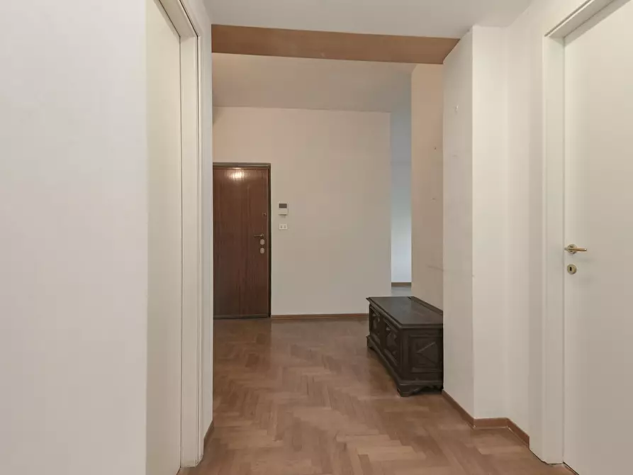 Immagine 5 di Quadrilocale in vendita  in Via Buenos Aires a Torino