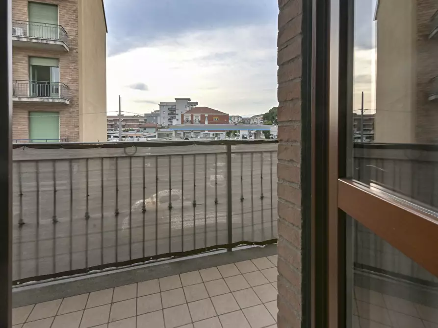 Immagine 26 di Trilocale in vendita  in Via Quarto dei Mille 5 a Torino