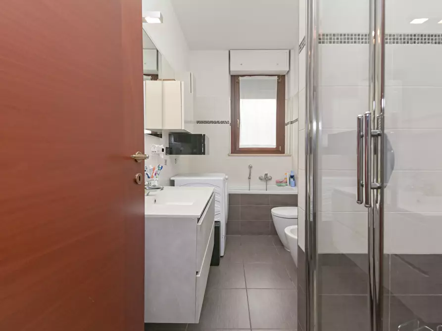 Immagine 34 di Trilocale in vendita  in Via Quarto dei Mille 5 a Torino