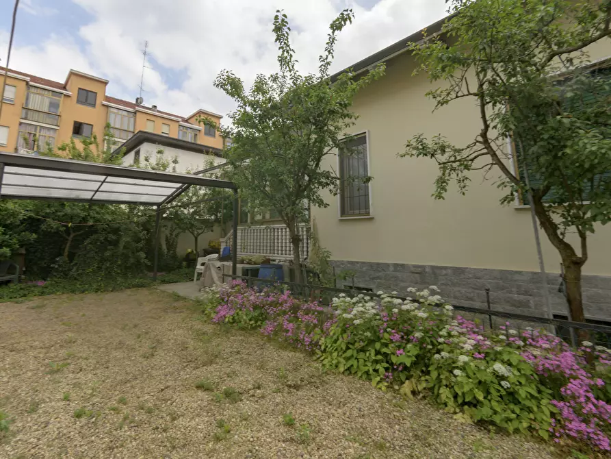 Immagine 67 di Villa in vendita  in via nazario sauro 45 a Venaria Reale