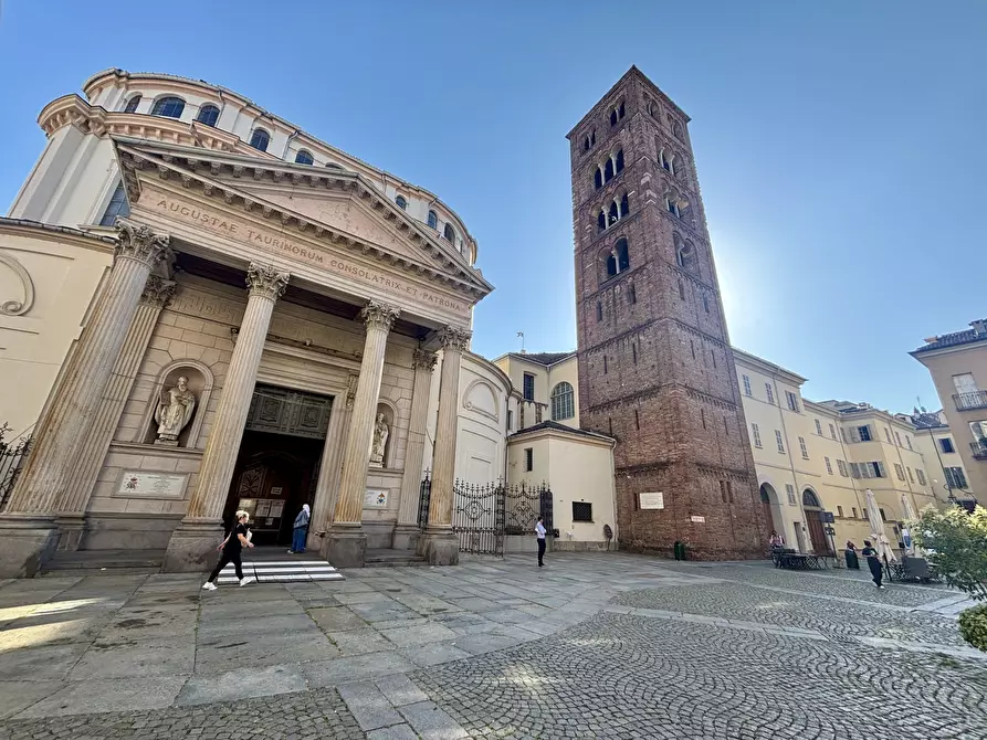 Immagine 1 di Bar / Ristorante in vendita  in Piazza della Consolata a Torino