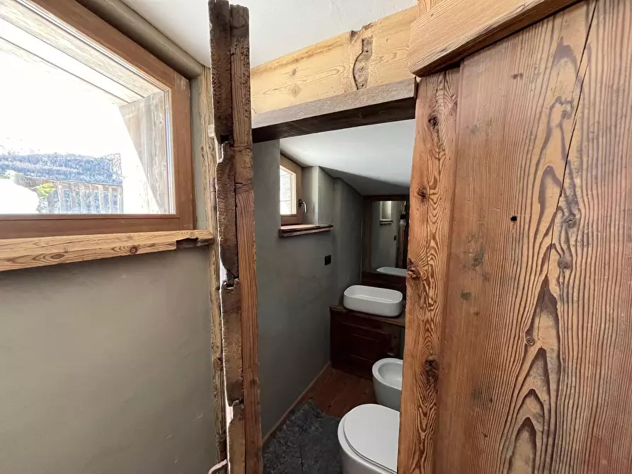 Immagine 36 di Baita in vendita  a Bardonecchia