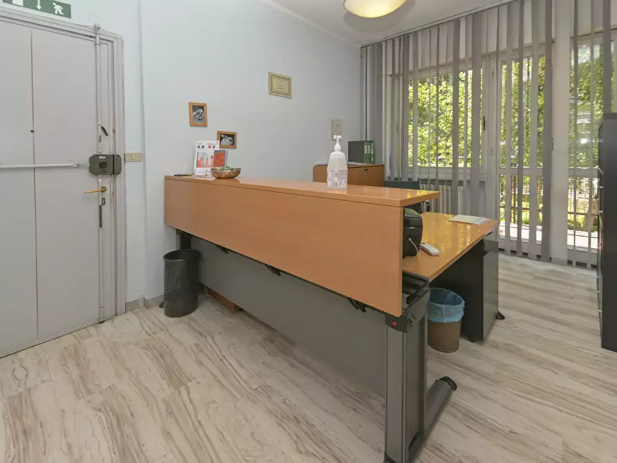 Immagine 4 di Ufficio in vendita  in Corso Monte Cucco 85 a Torino