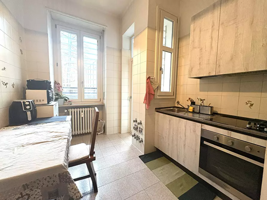 Immagine 4 di Trilocale in vendita  in VIA EVANGELISTA TORRICELLI 70 a Torino