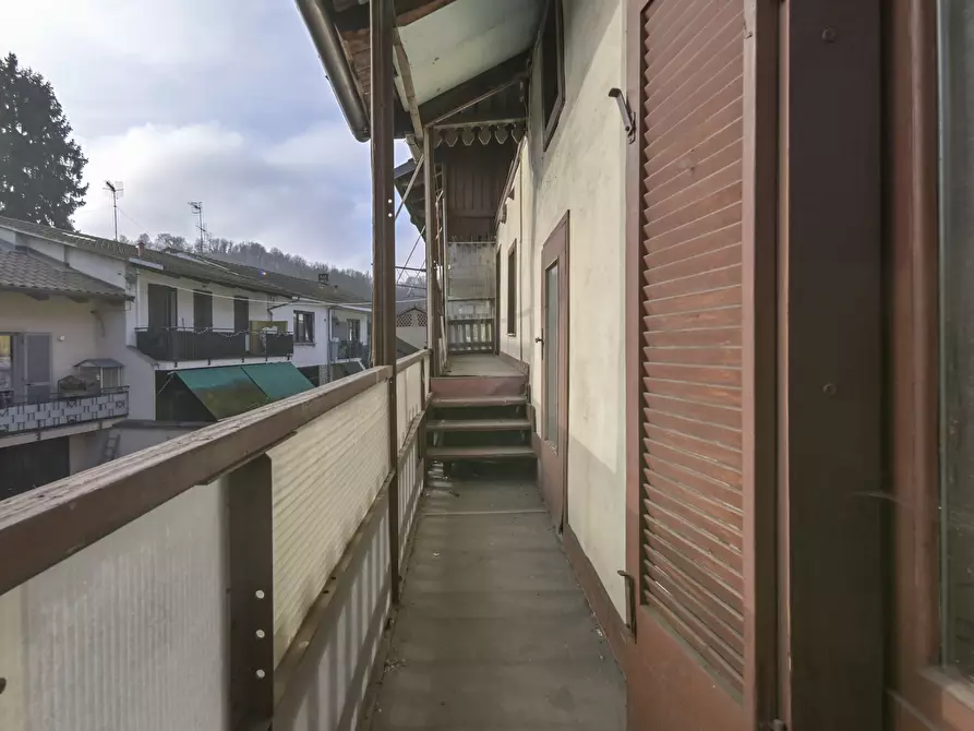 Immagine 39 di Porzione di casa in vendita  in via salvatore mura 18 a Front