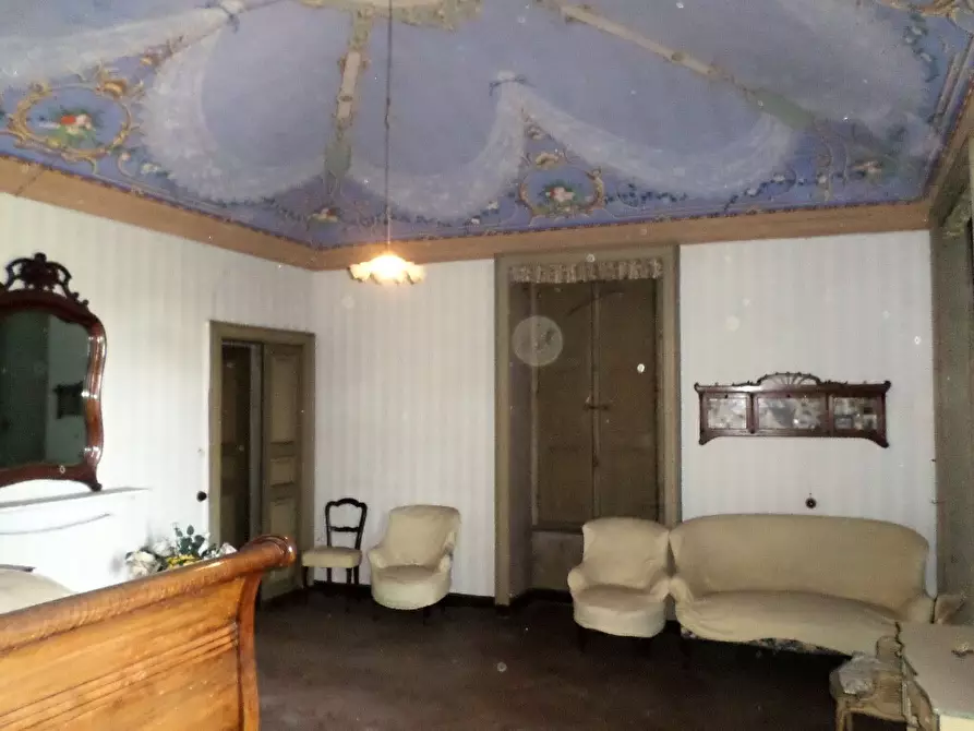 Immagine 46 di Rustico / casale in vendita  in Via Roma 1 a Levone