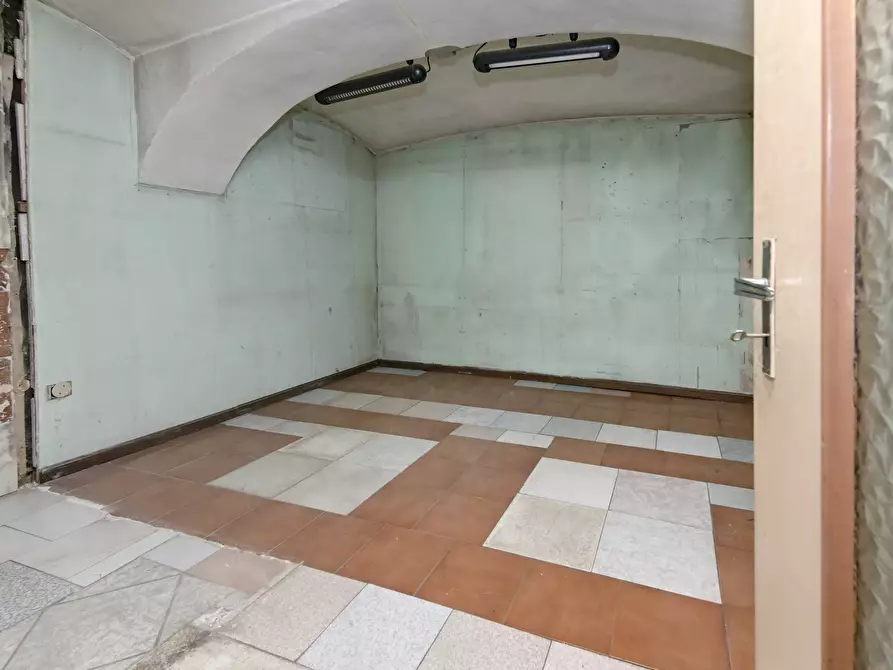Immagine 26 di Porzione di casa in vendita  in via salvatore mura 18 a Front