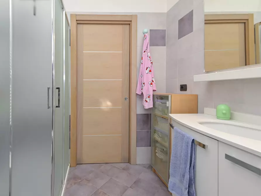 Immagine 43 di Trilocale in vendita  in Via XXV Aprile 1 a Balangero