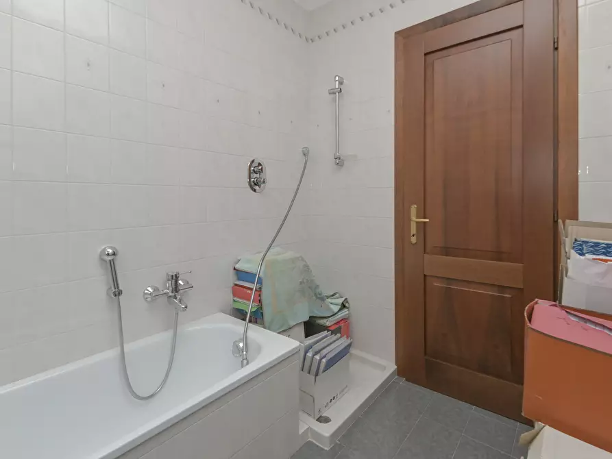 Immagine 47 di Porzione di casa in vendita  in via torino 132 a Lanzo Torinese