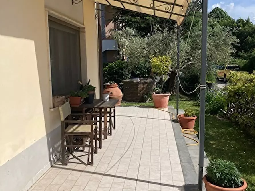 Immagine 25 di Appartamento in vendita  a San Giuliano Terme