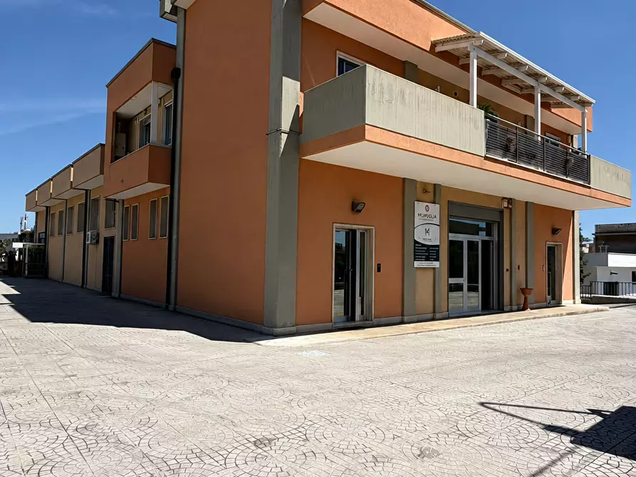 Immagine 4 di Attività artigianale in vendita  in Via Eugenio Montale 3 a Monopoli