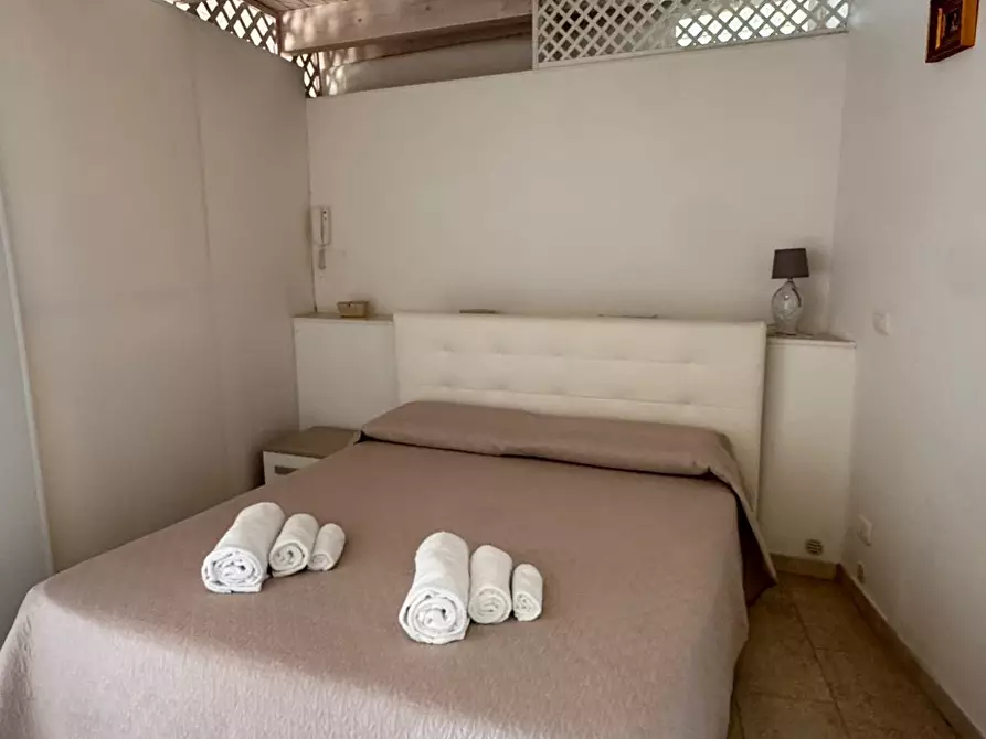 Immagine 12 di Rustico / casale in vendita  in Viale Monte Cannone a Fasano