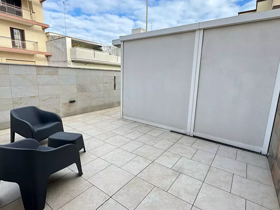 Immagine 10 di Trilocale in vendita  in via don minzoni a Monopoli