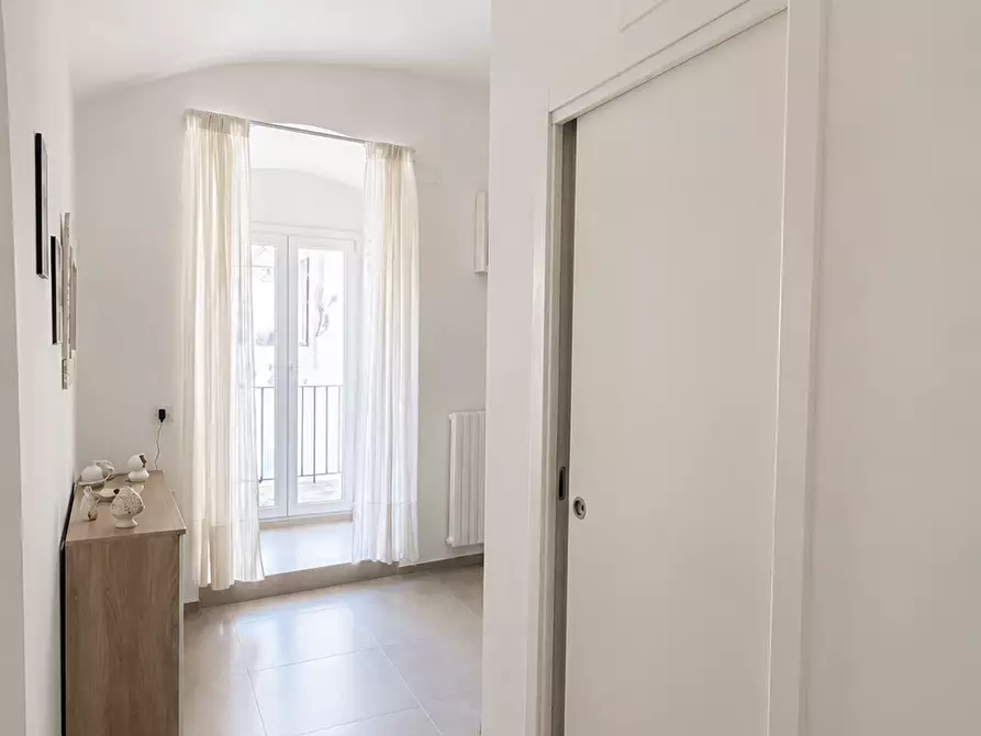 Immagine 34 di Trilocale in vendita  in Via Orazio Comes 38 a Monopoli