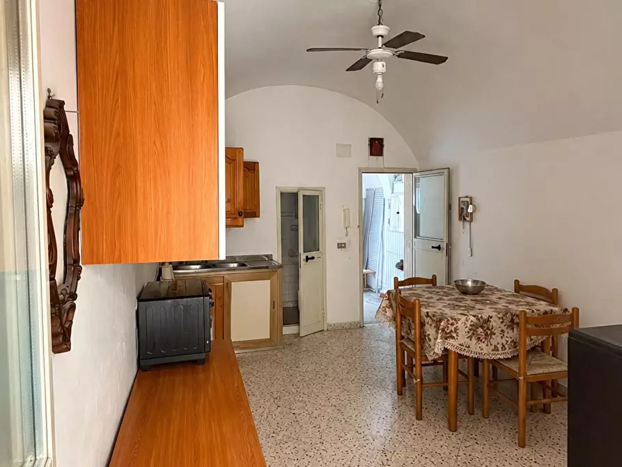 Immagine 6 di Trilocale in vendita  in Via Barbacana 23 a Monopoli