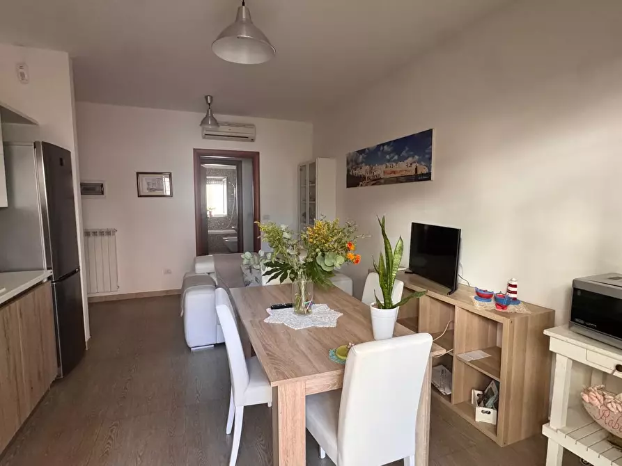 Immagine 11 di Trilocale in vendita  in Largo Fontanelle a Monopoli