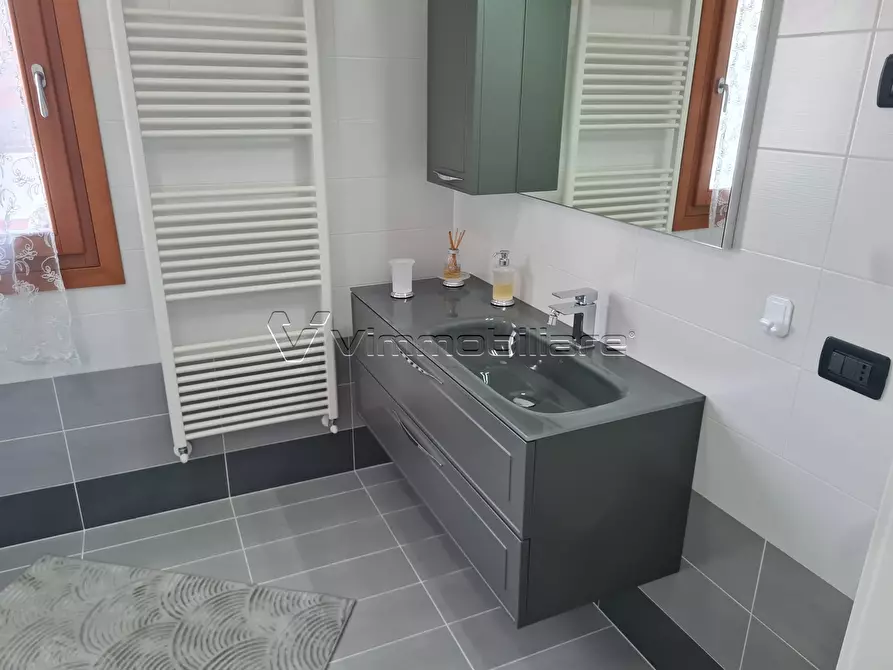 Immagine 25 di Porzione di casa in vendita  in Via Marinetti a Noventa Vicentina