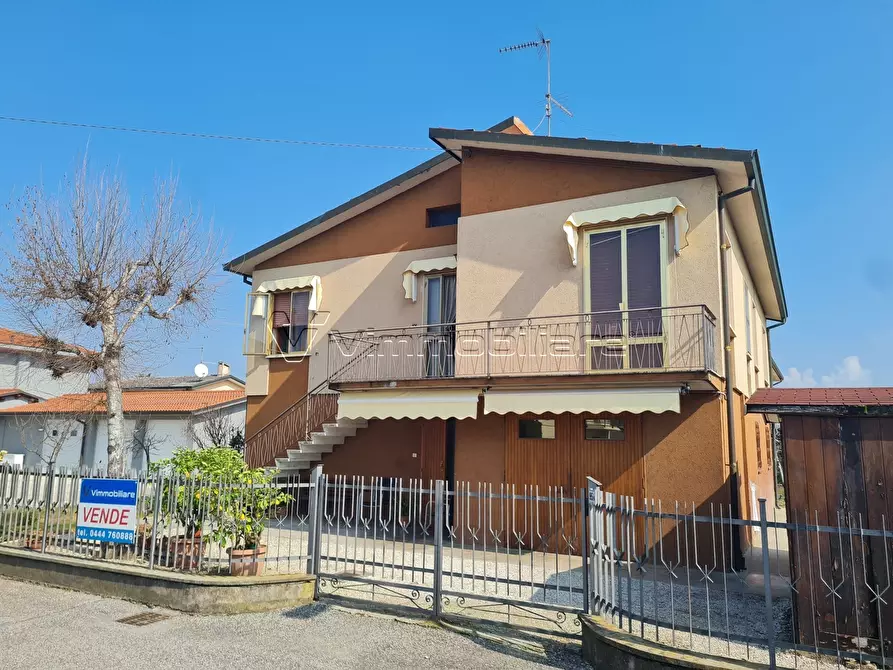 Immagine 2 di Casa indipendente in vendita  in Viale Ungheria 95 a Noventa Vicentina