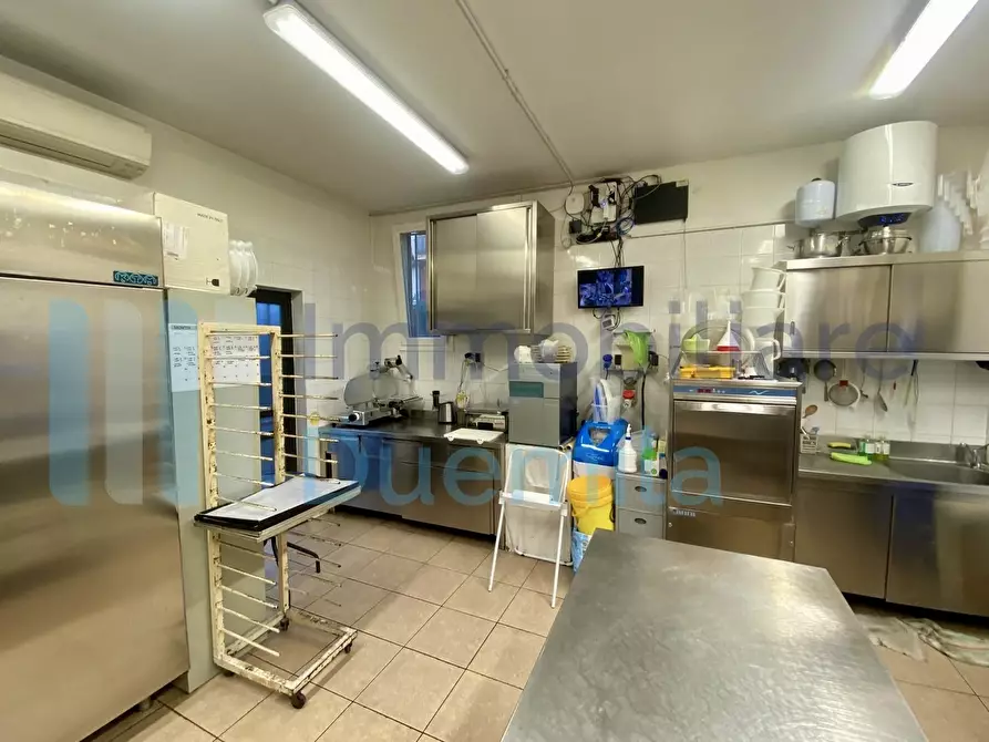 Immagine 16 di Bar / Ristorante in vendita  a Bologna