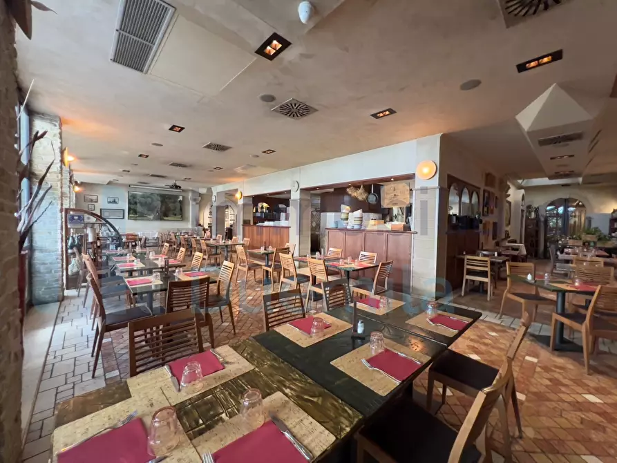 Immagine 9 di Bar / Ristorante in vendita  a Bologna