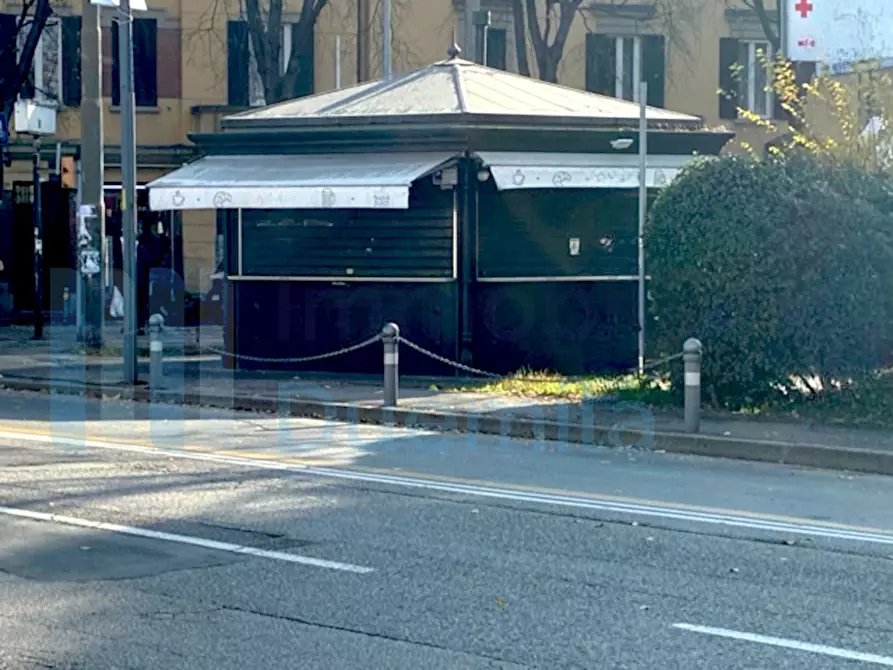 Immagine 12 di Bar / Ristorante in vendita  a Bologna