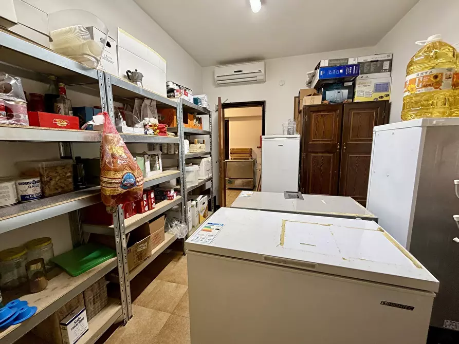 Immagine 26 di Bar / Ristorante in vendita  a Zola Predosa
