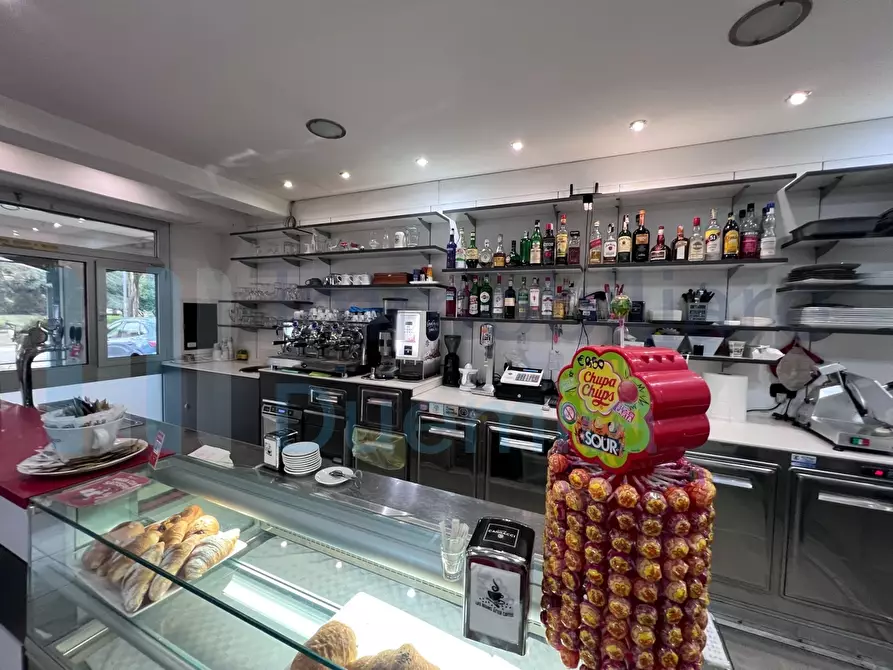 Immagine 5 di Bar / Ristorante in vendita  a Bologna