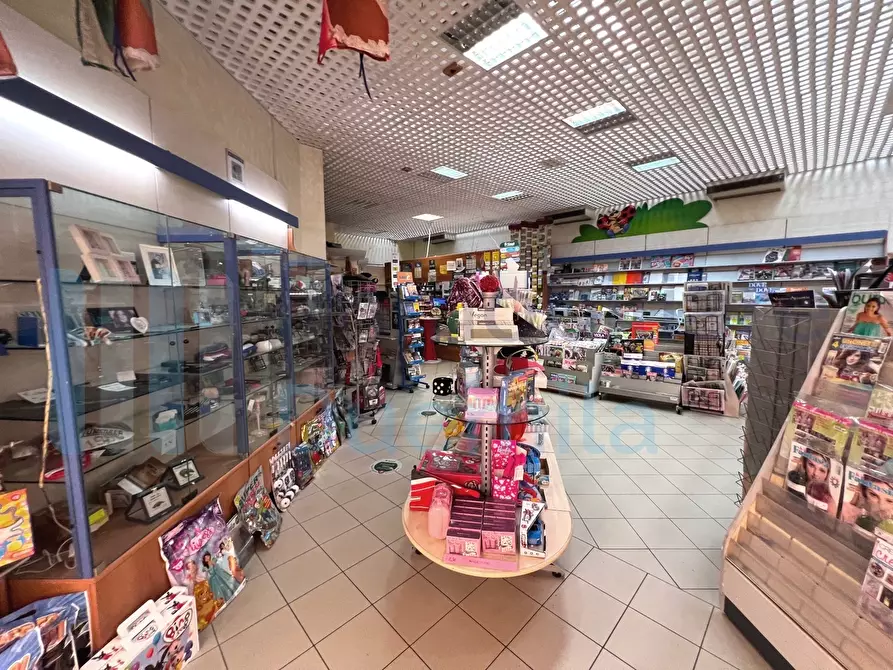 Immagine 5 di Tabaccheria in vendita  a Faenza